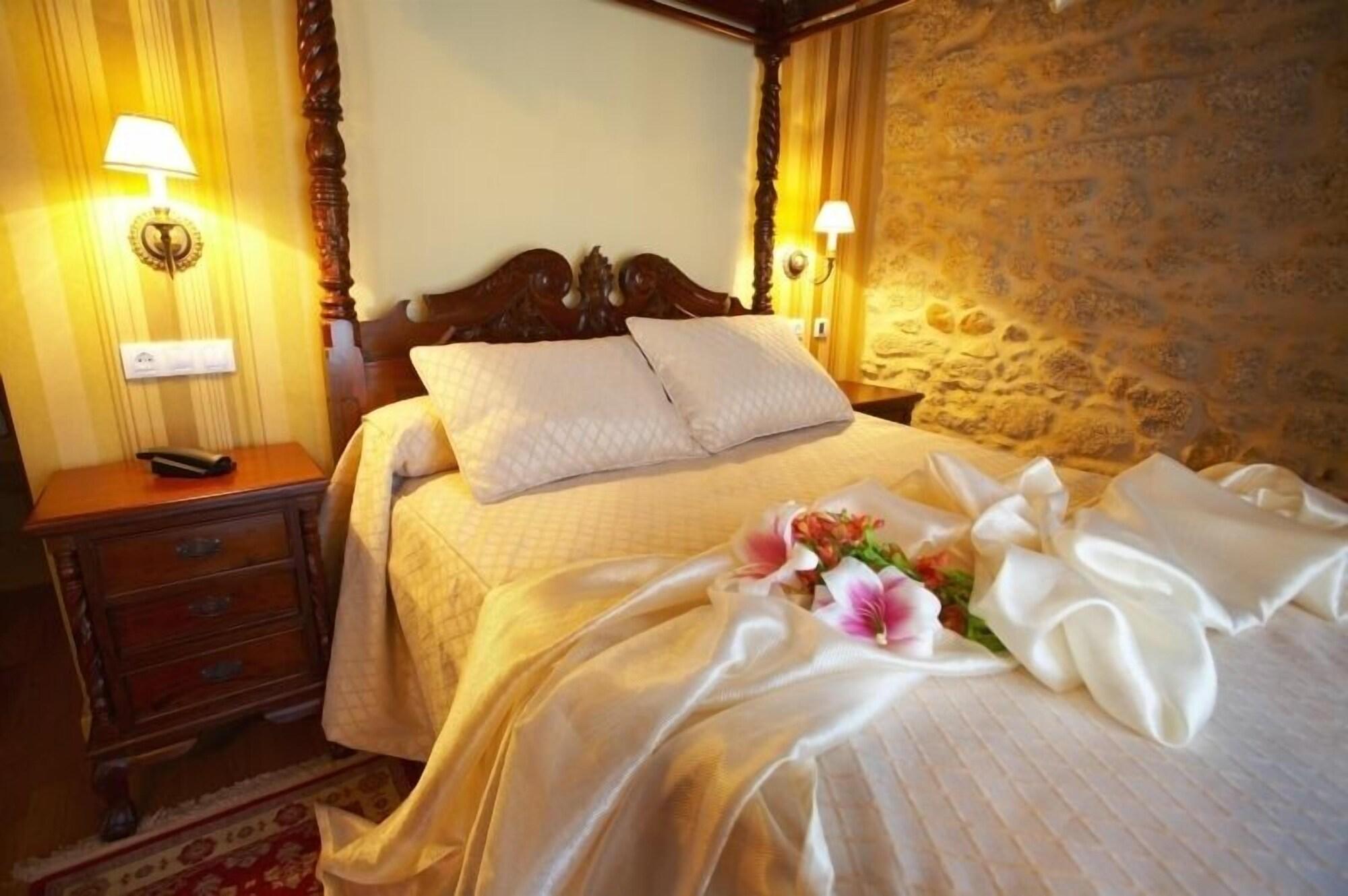 Hotel Vila Do Val O Valadouro Zewnętrze zdjęcie